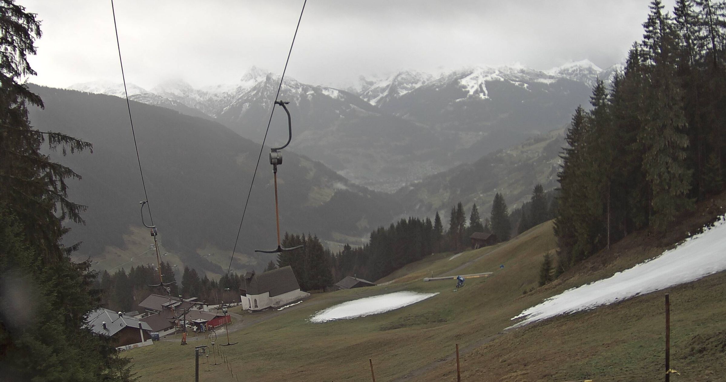Rain and melting artificial snow in Vorarlberg