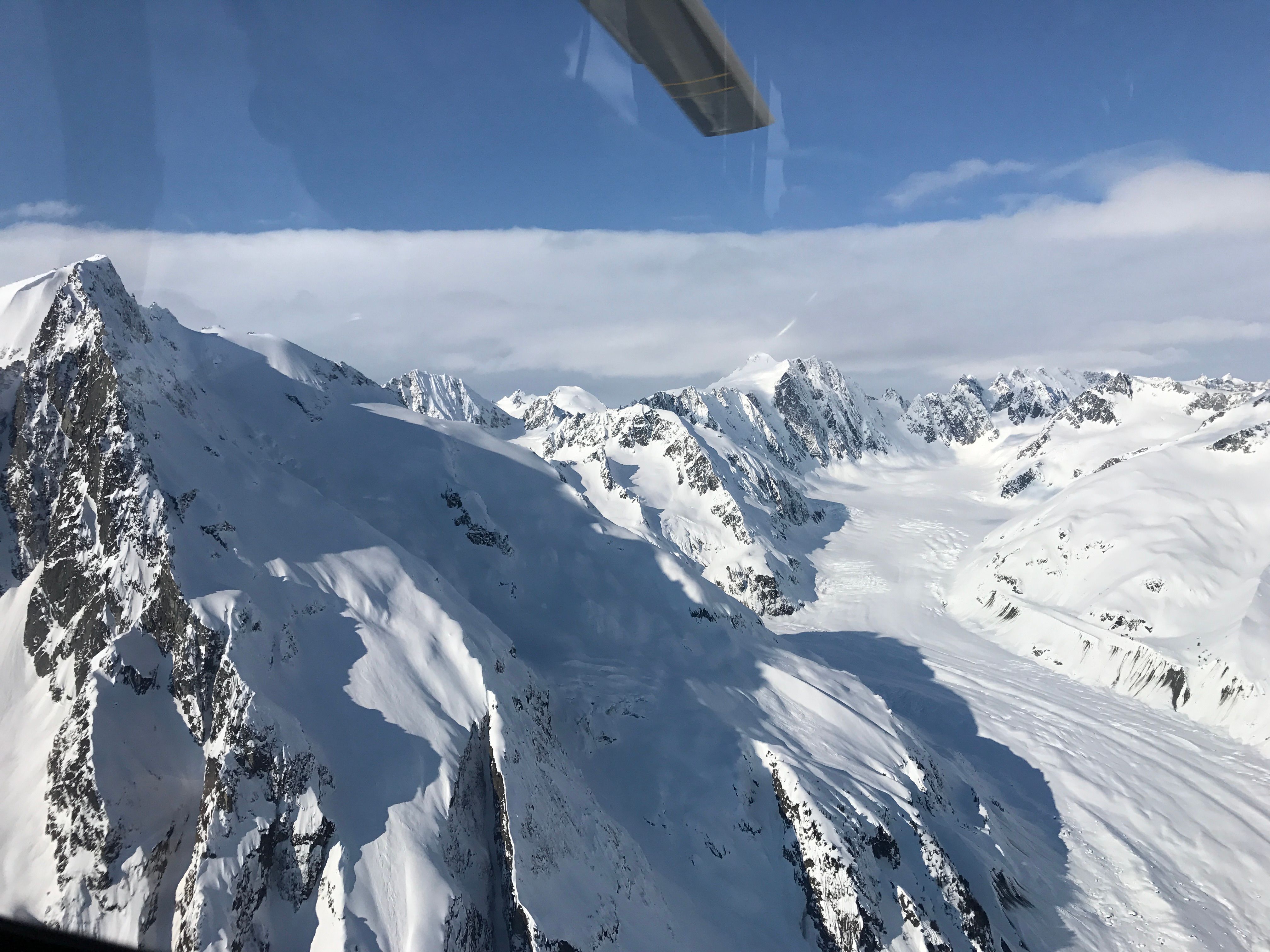 Uitzicht op de bergen in Alaska
