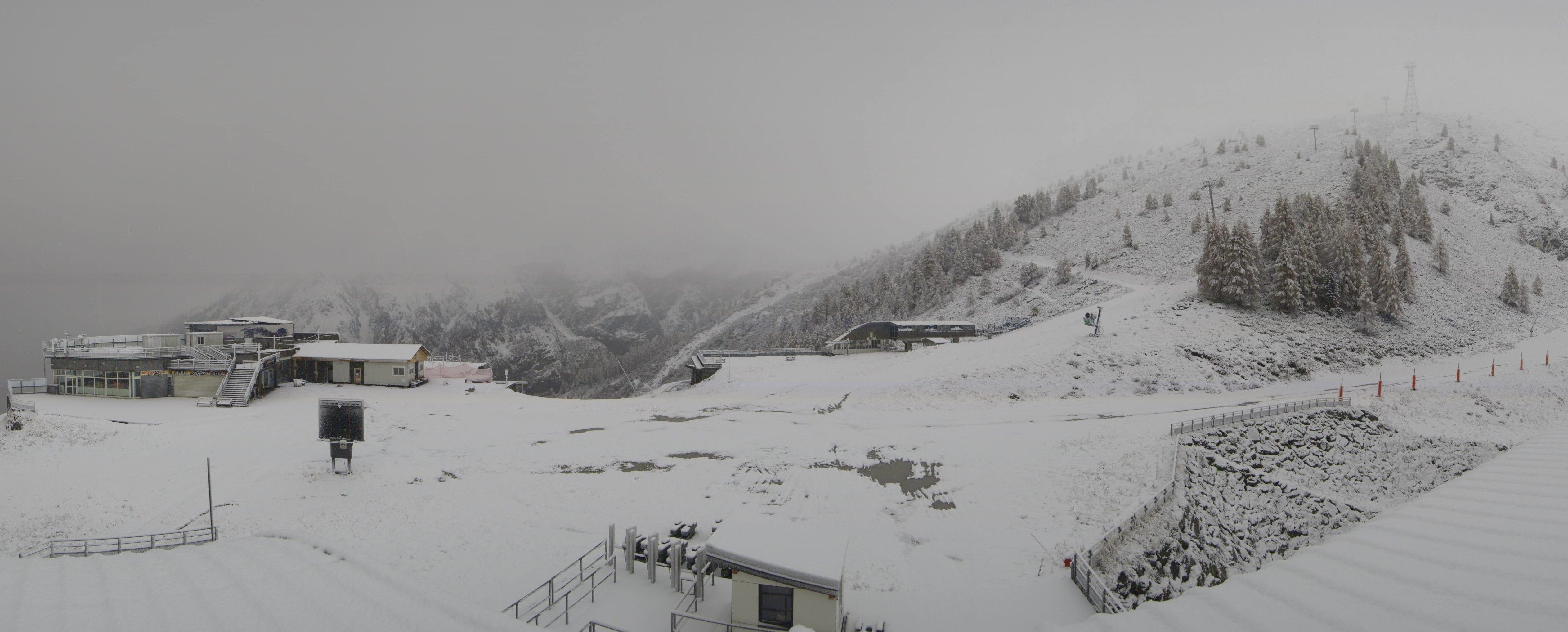 In Chamonix it's already white at 2000 meters