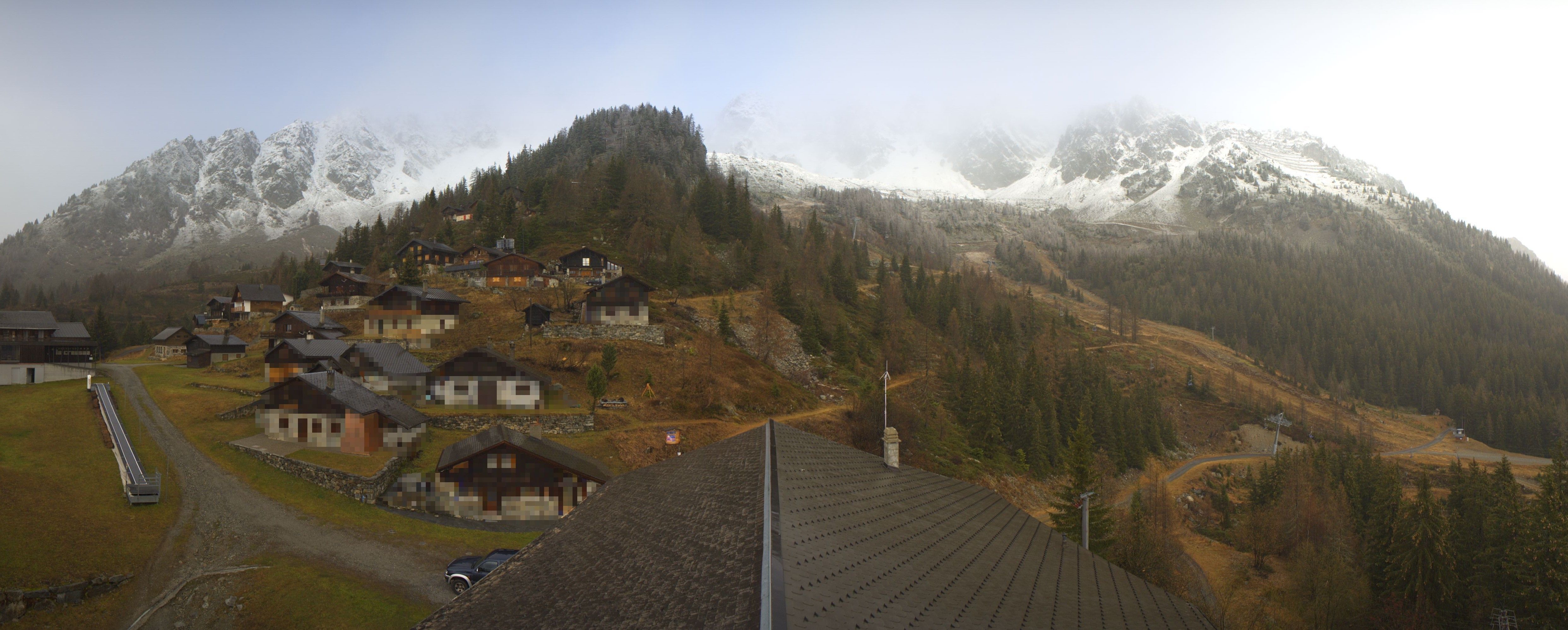 The snow line here in Les Marécottes is about 1900 meters