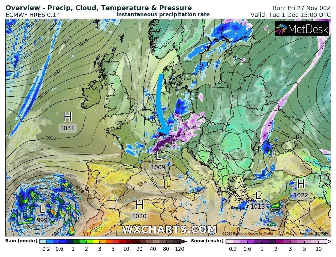 According to the ECMWF model, the center of gravity of the snowfall is in Switzerland