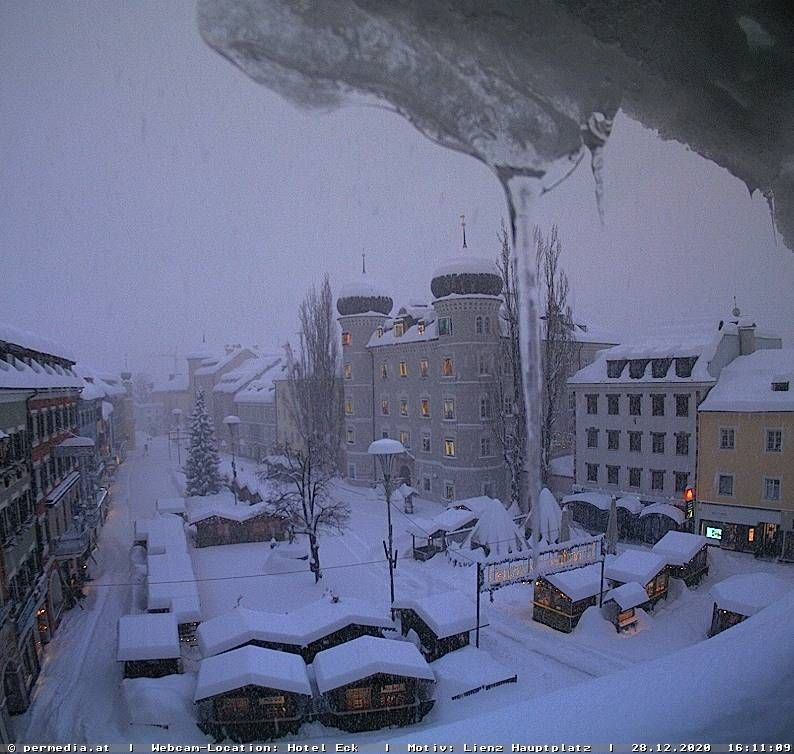 Lienz in Osttirol helemaal wit