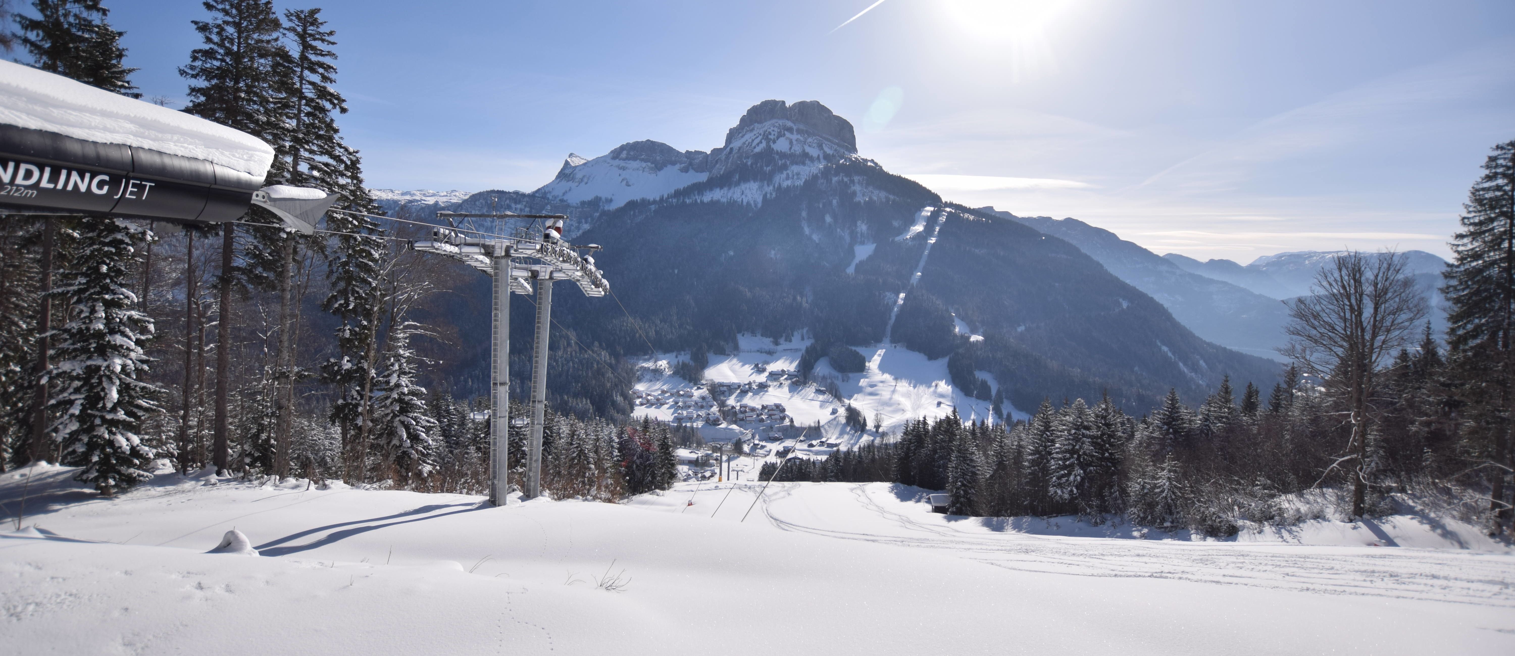 It's winter again in the Austrian ski area of Loser (panomax.com