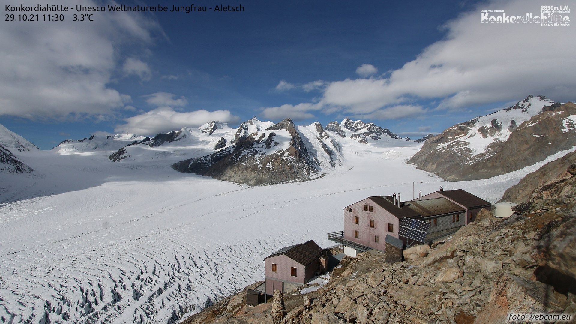 Nog erg weinig sneeuw in de Alpen, ook hier bij de Konkordiahütte (2850m) in Zwitserland (foto-webcam.eu)