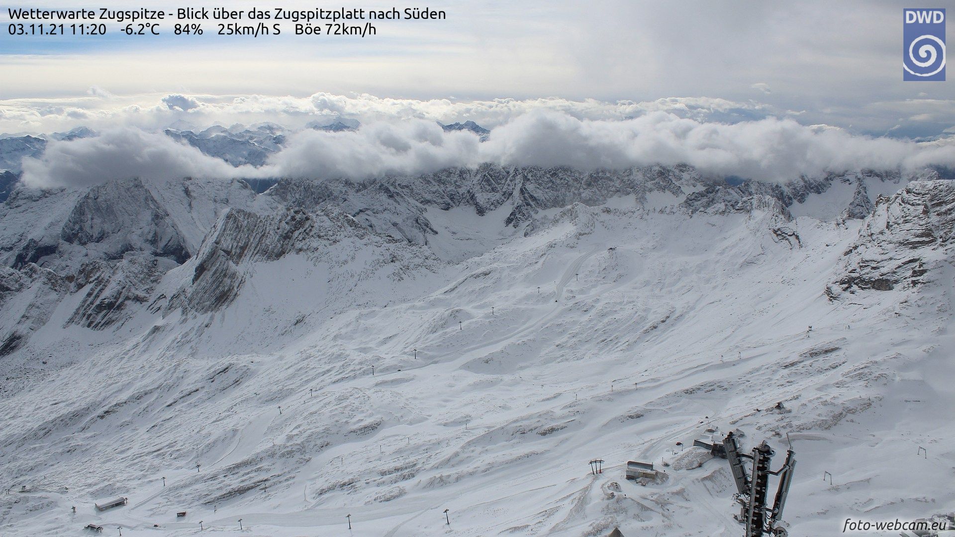 Clearing in the Northern Alps due to temporary Südföhn (foto-webcam.eu)