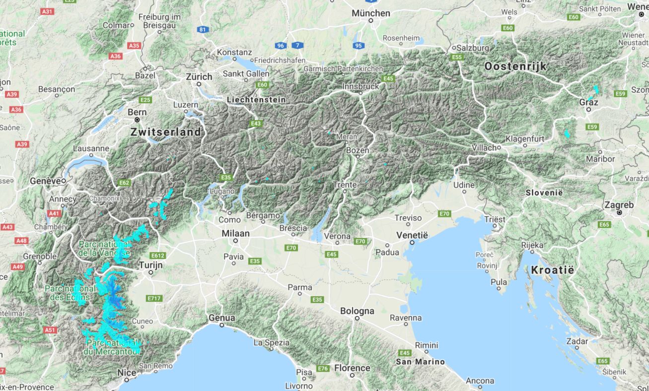 Sneeuwhoeveelheden in de komende dagen, de sneeuw in Piemonte is inmiddels al gevallen