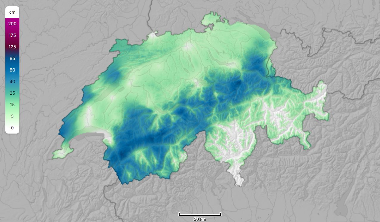Meer dan een halve meter sneeuw in de Zwitserse Alpen (whiterisk.ch)