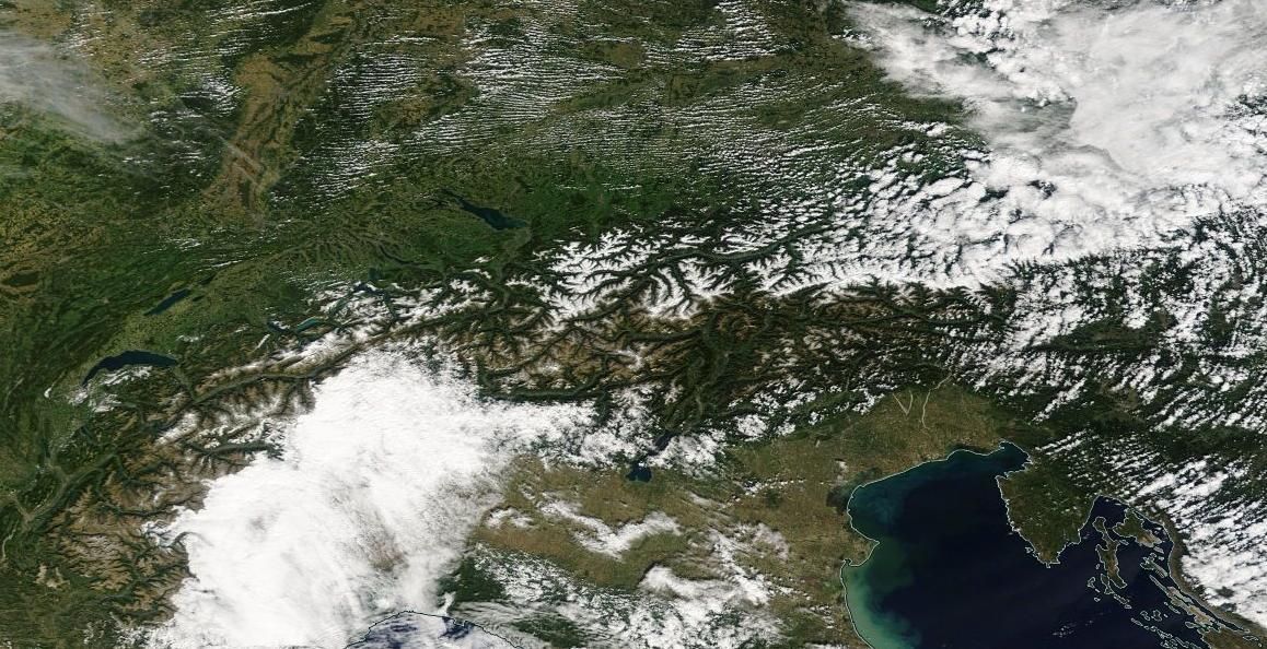 Satellietbeeld van woensdag (worldview.earthdata.nasa.gov)