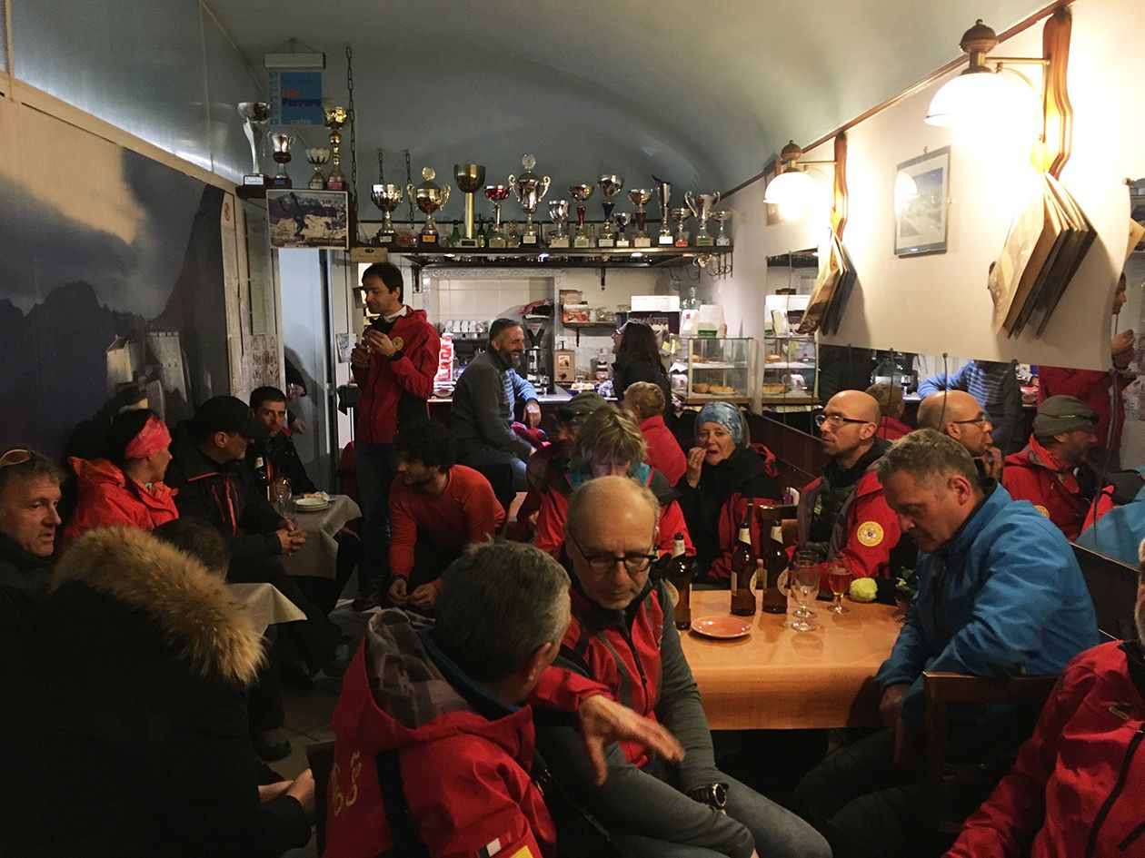 Hard Snow kicks off in 2023 with intimate gatherings in the village of Exilles, including informal get-togethers at the Café il Forte.